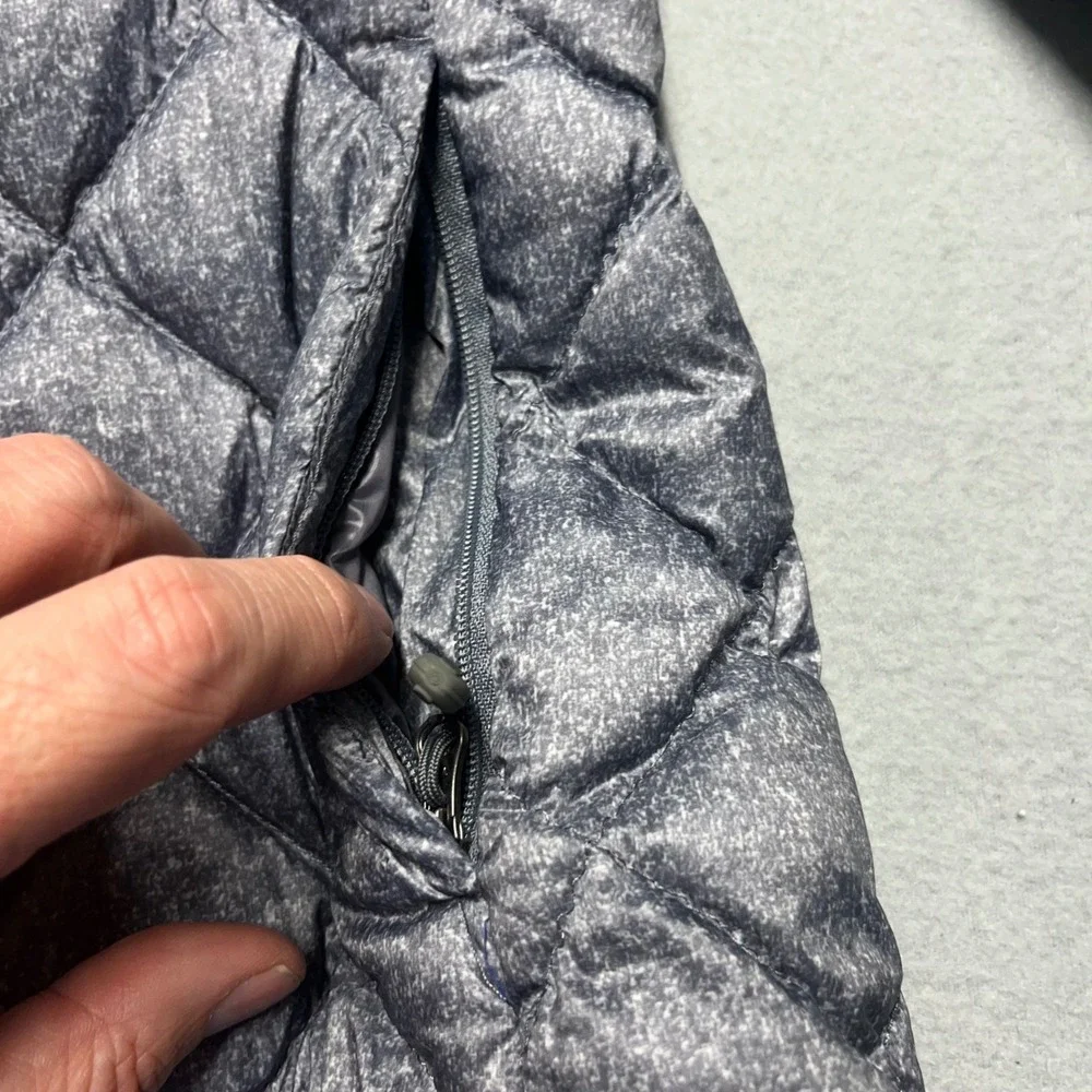 Women's Small Gray Sparkle Quilted Down Puffer Jacket‎ Full Zip Pockets